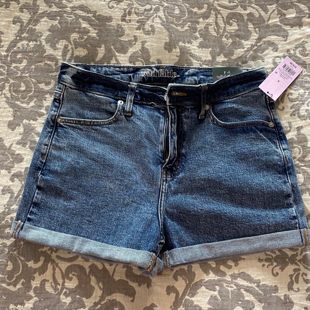 NWT Wild Fable acid wash high rise shorts